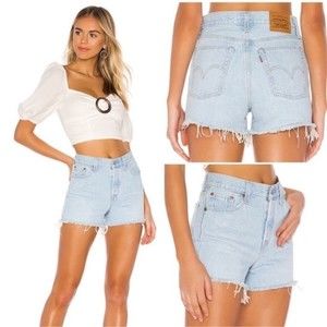 LEVI'S Wedgie Short Light Blue Wash Awesome Street High Rise Raw Hem US 25